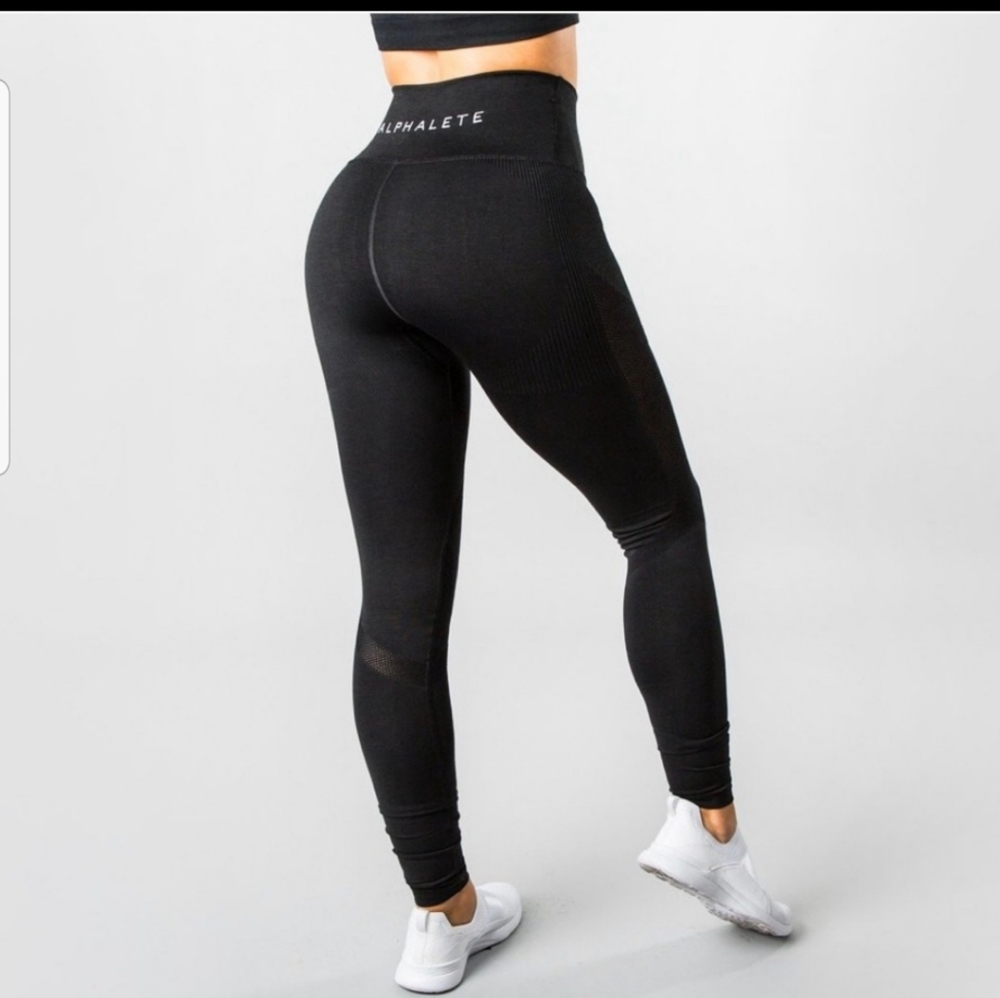 Alphalete leggings